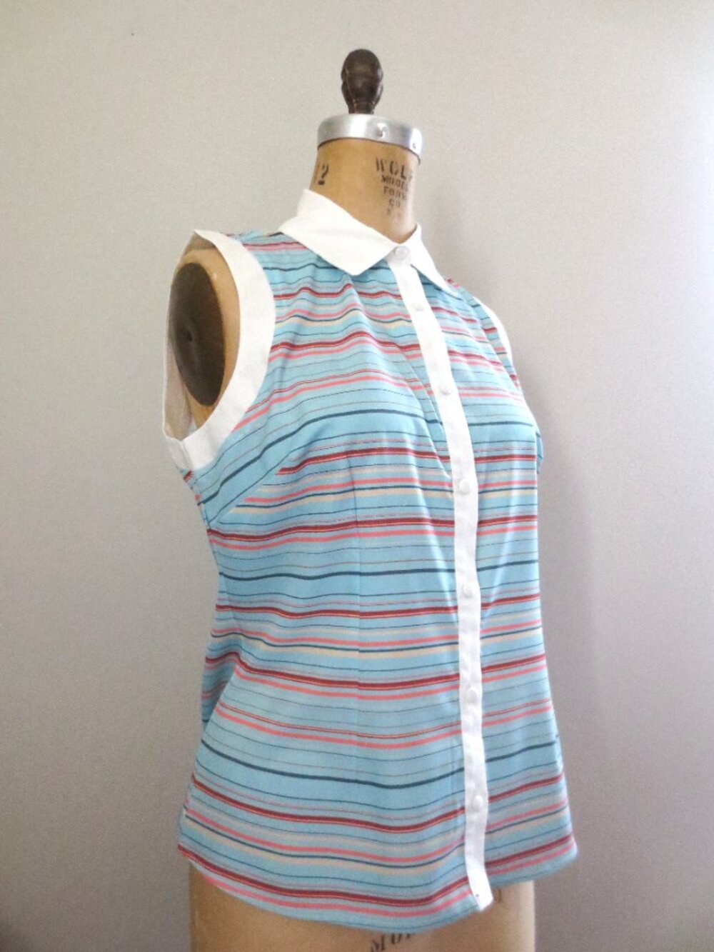 Classic Coastal 1950's Retro Button Front Stripe Sleeveless Top - Picture 4 of 8